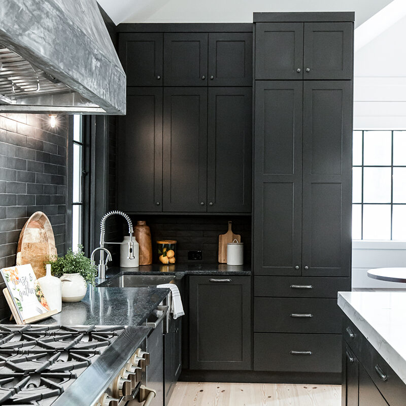 Kitchen Cabinets and Bathroom Vanities | Showplace Cabinetry