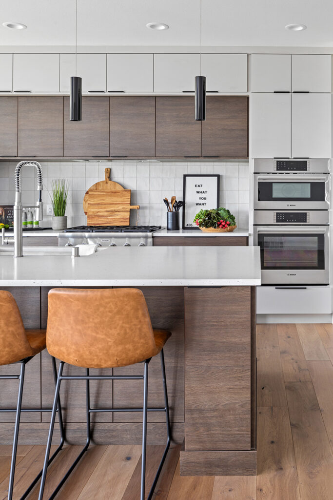 Modern Kitchen Cabinets in Montana - Showplace Cabinetry