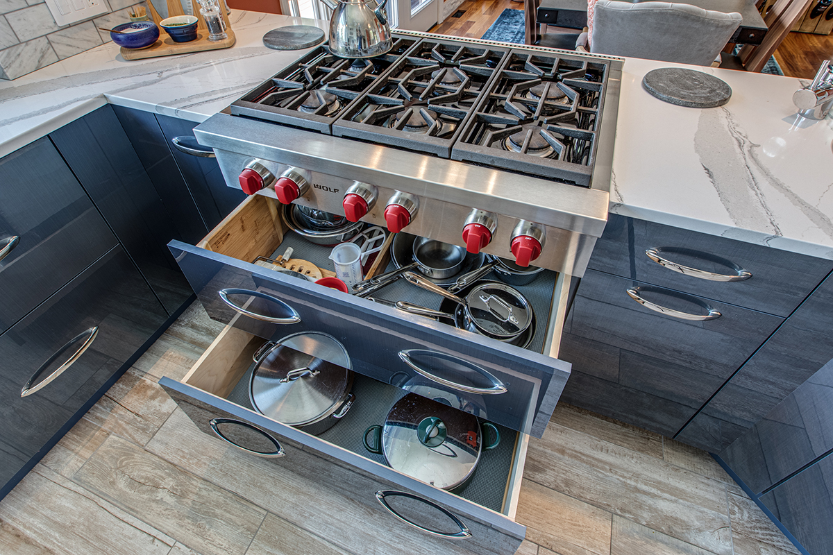 Blue and white kitchen cabinets