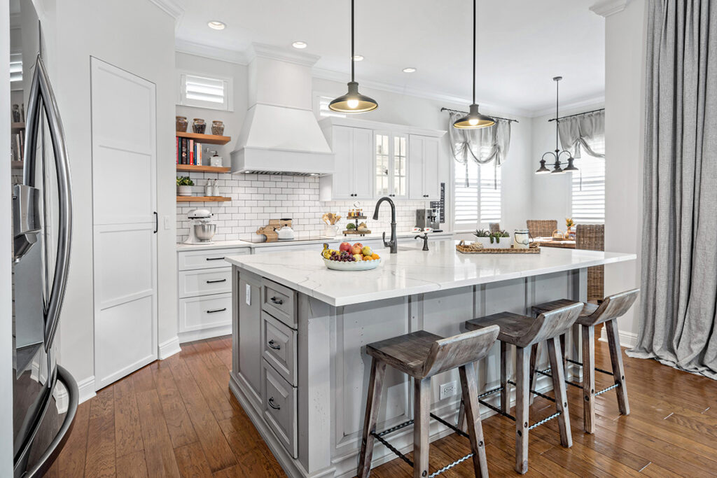 Kitchen Cabinet Color Trends 2025 - Showplace Cabinetry