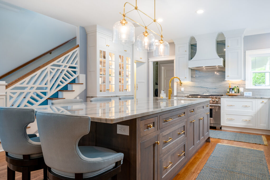 Classic Transitional - Showplace Cabinetry