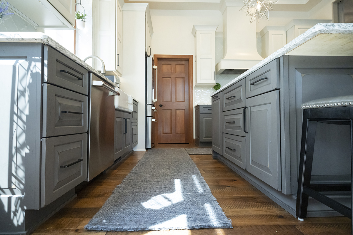 white and gray kitchen cabinets