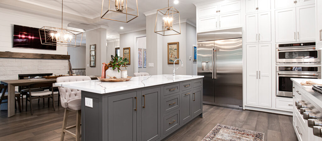 Custom Cabinet Finishes - Showplace Cabinetry