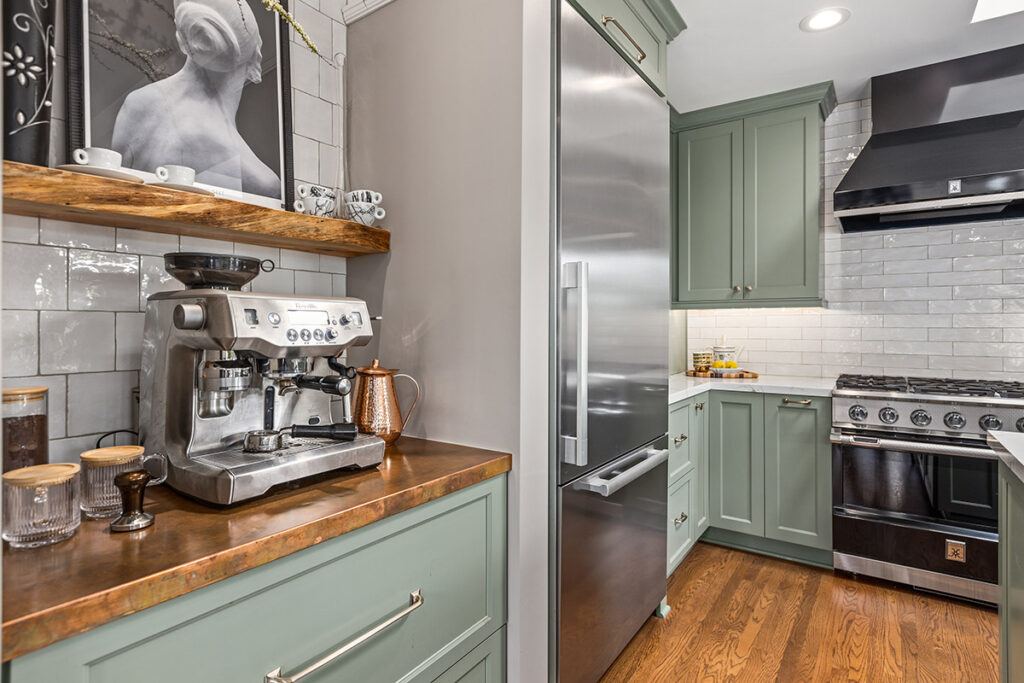 Craftsman Charm Showplace