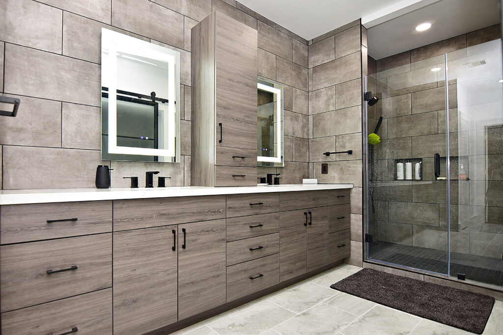 Modern Luxury Bathroom Cabinets by Showplace Cabinetry