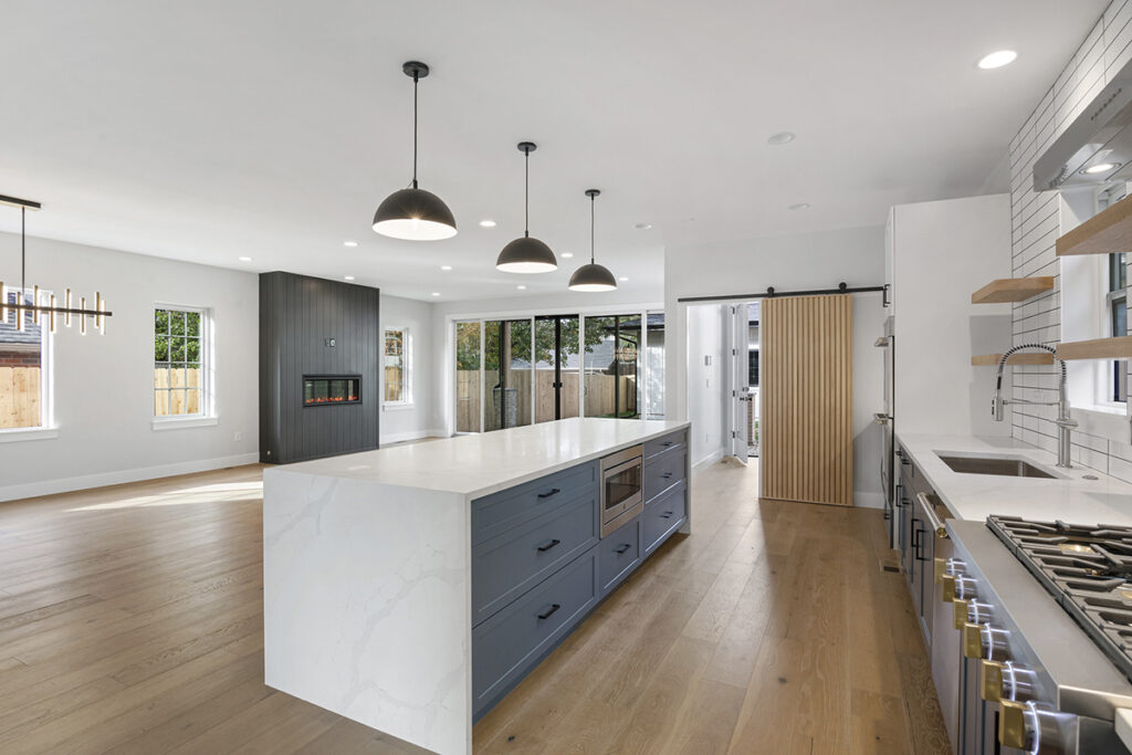 Fresh & Crisp - Showplace Cabinetry