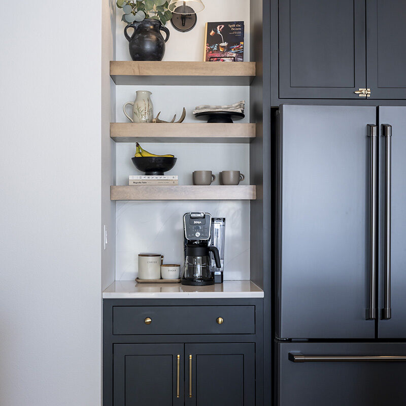 Black is Back - Showplace Cabinetry