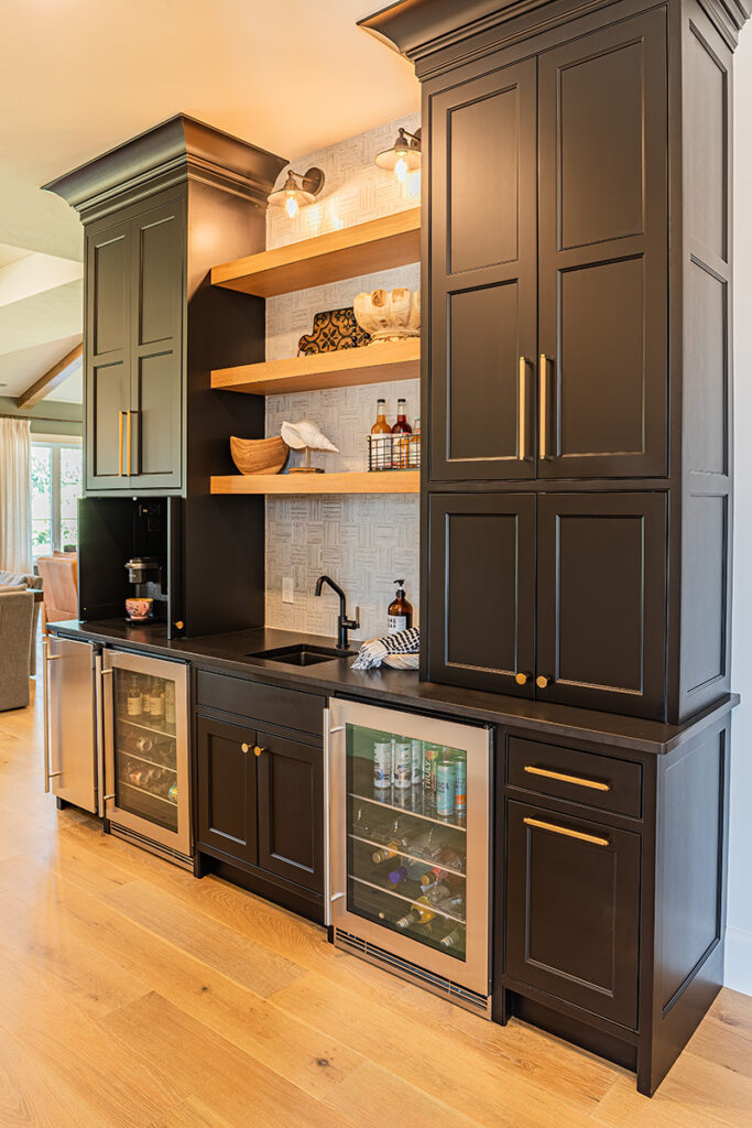 Country Style Kitchen - Showplace Cabinetry