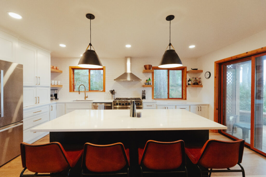 Island Cabin with Waterproof Flooring for Kitchen