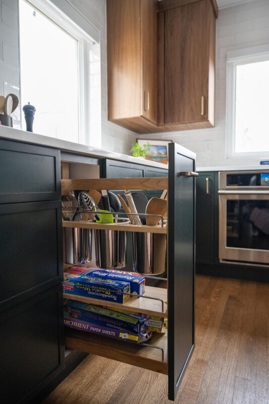 Kitchen storage in a pullout accessory