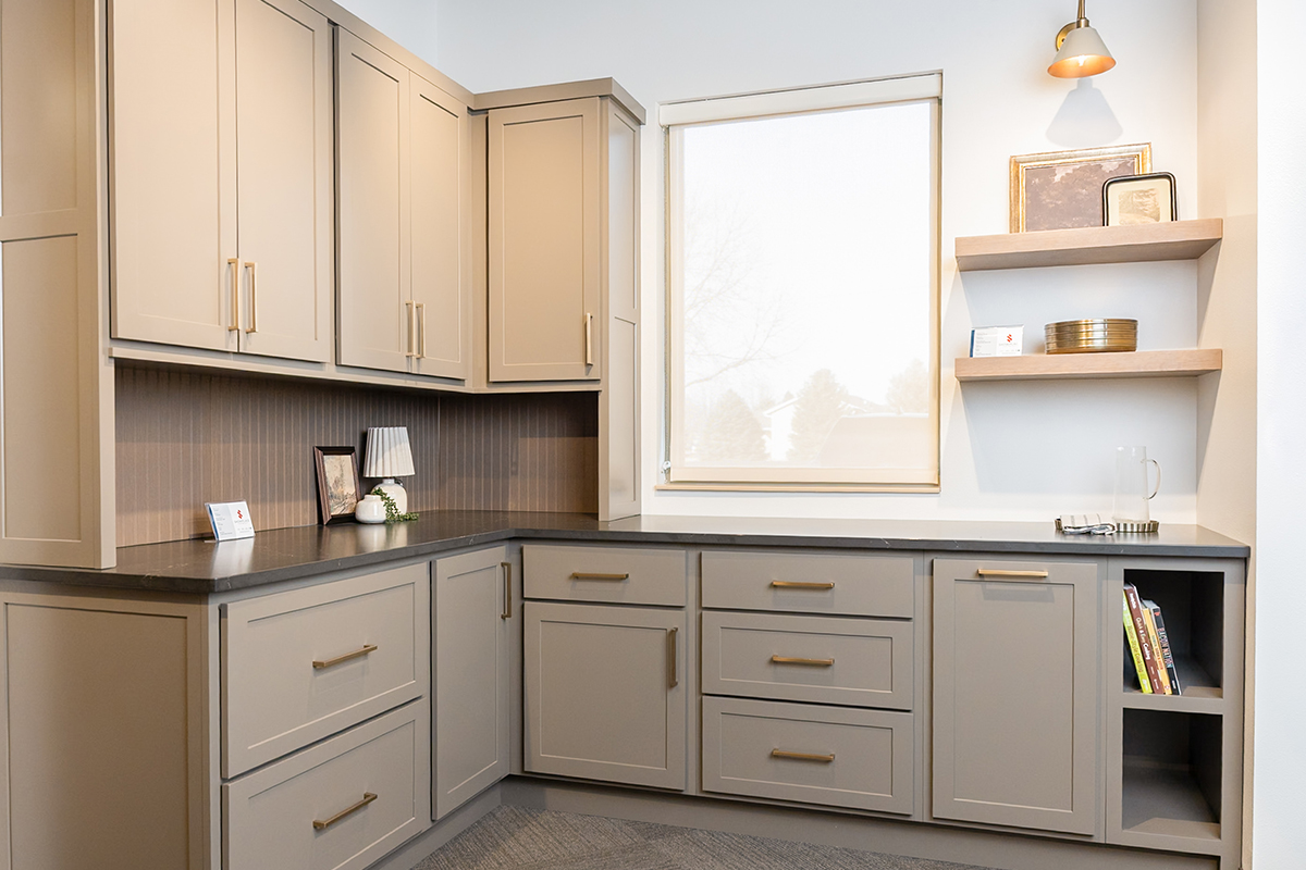 Light Griege painted kitchen display