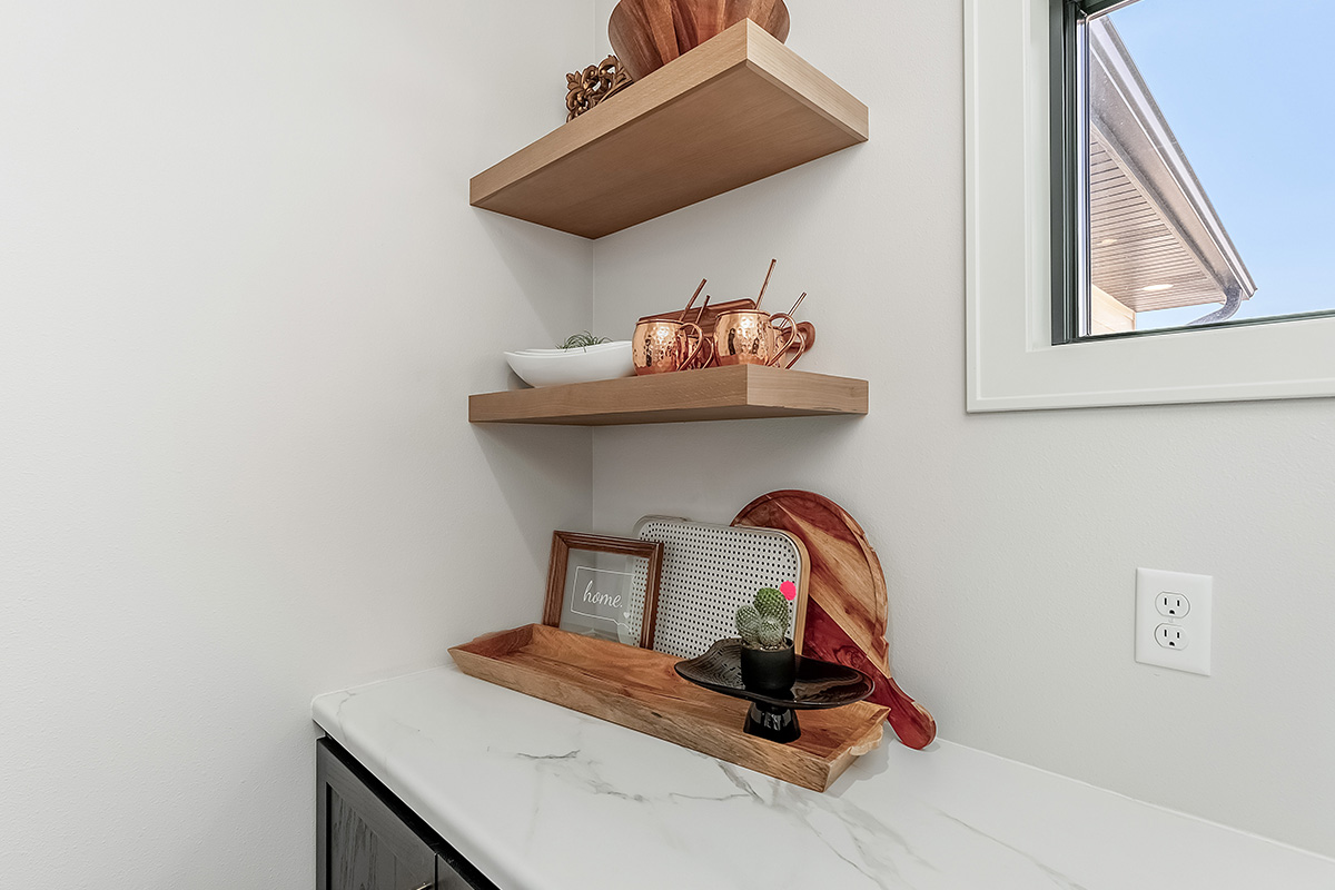 Floating shelves
