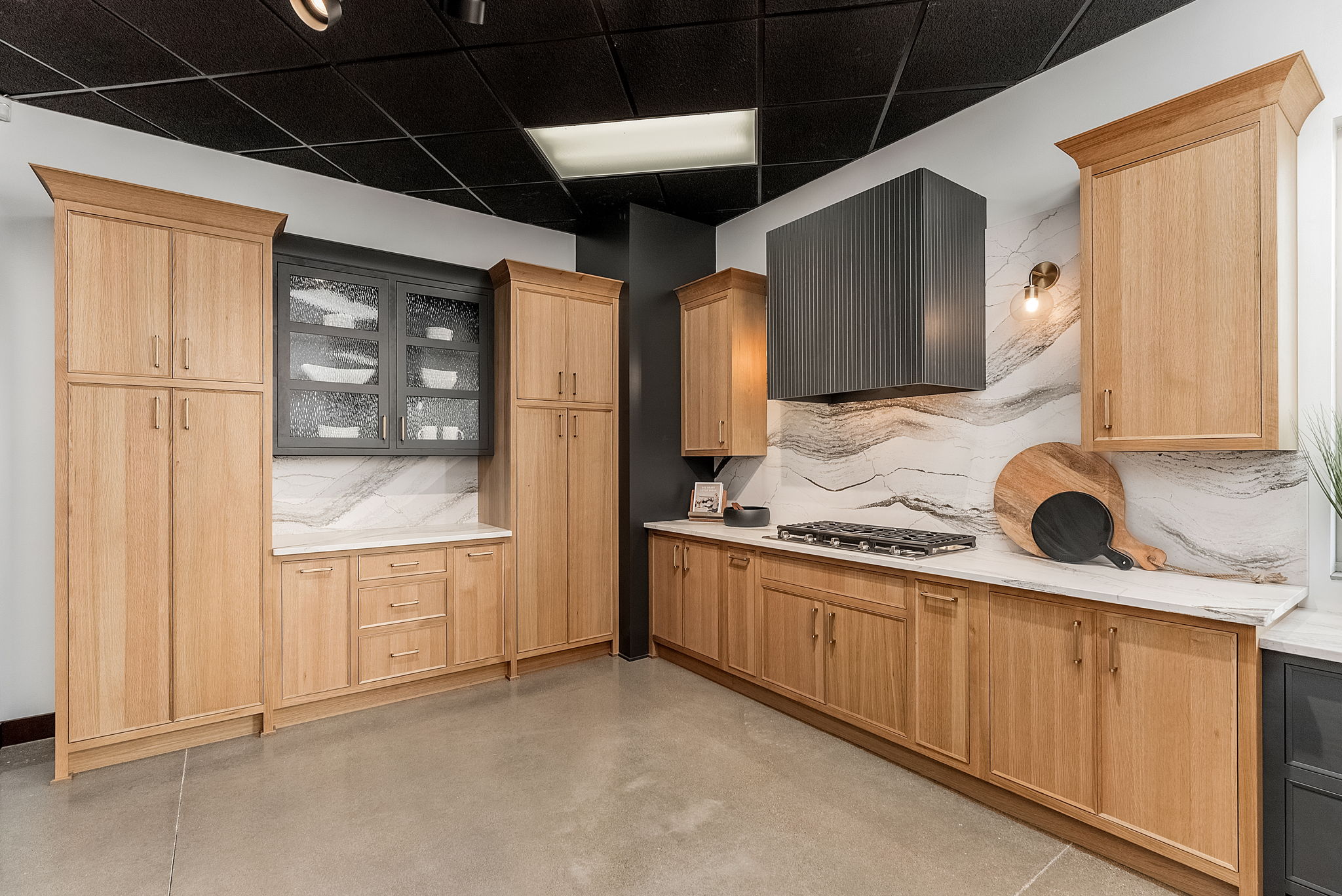 Rift White Oak Showroom Display