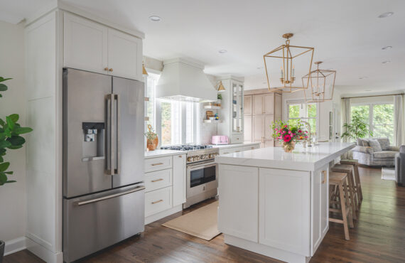 White kitchen and island