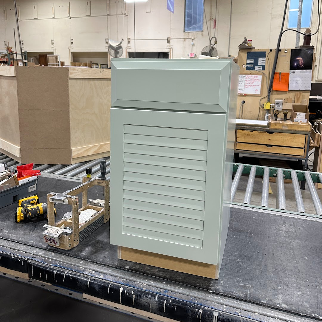 Standard base with slab header and slotted door in Frostwork paint