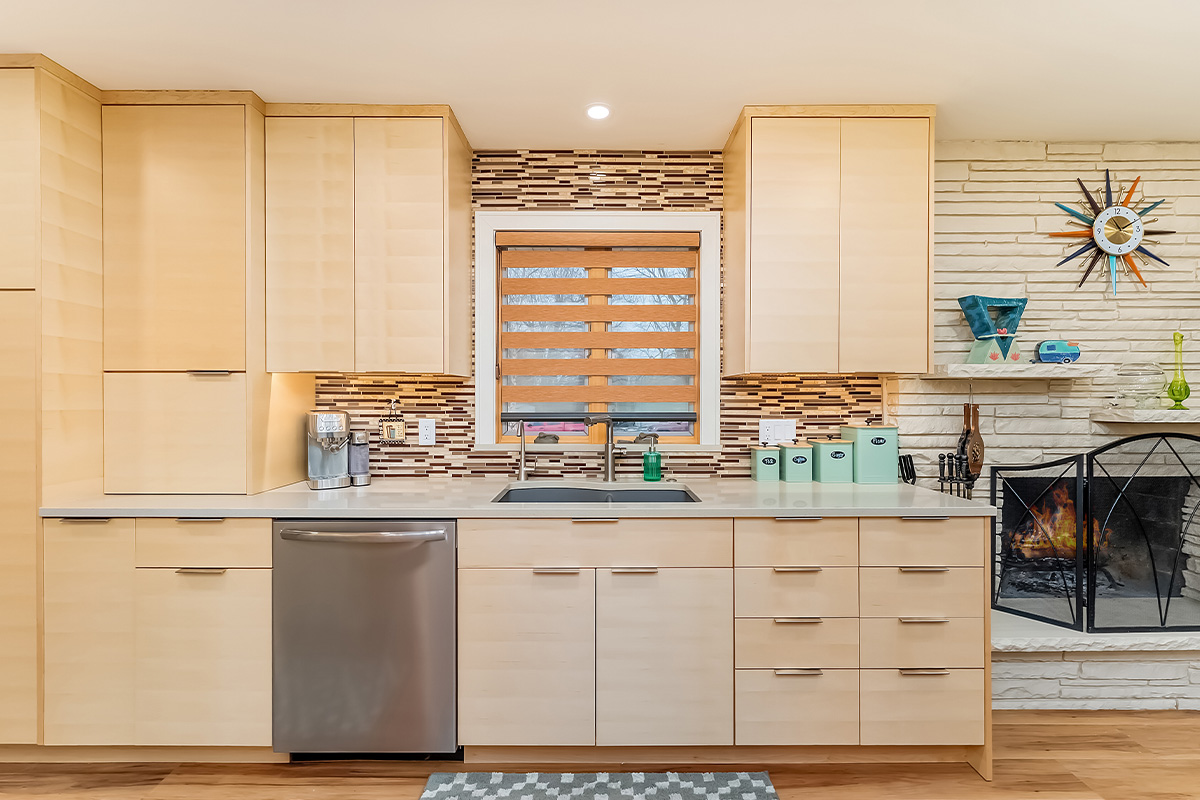 Light maple contemporary kitchen.