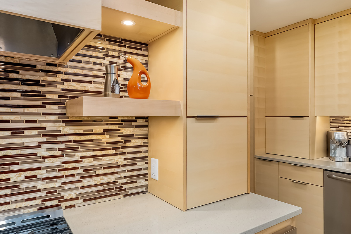 Light maple contemporary kitchen.