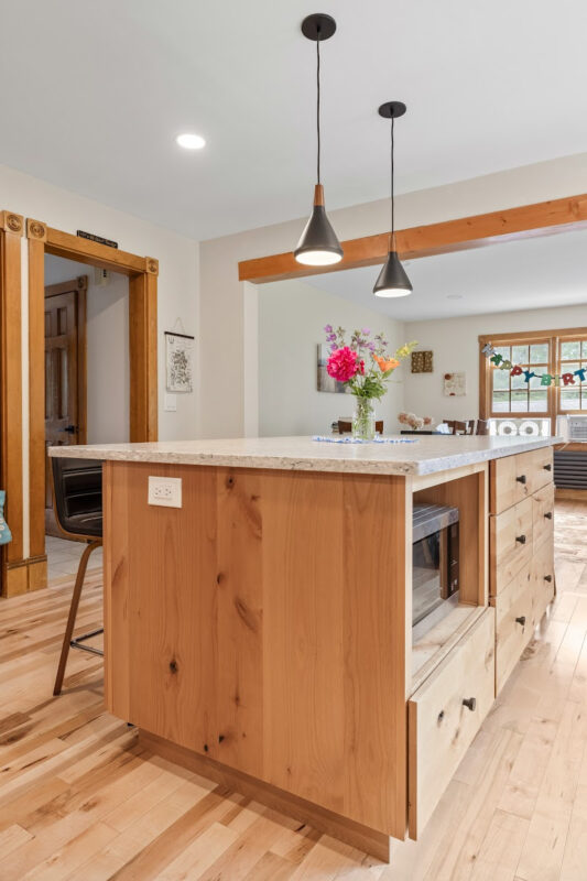 Rustic Alder Natural kitchen