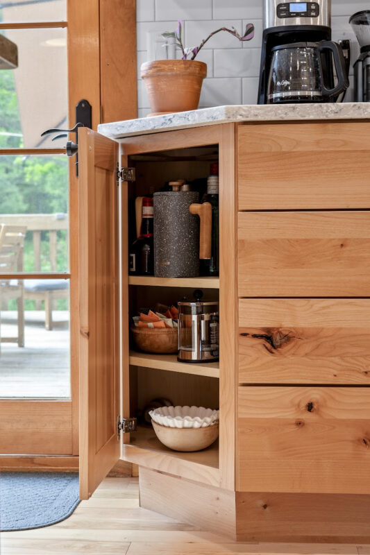 Rustic Alder Natural kitchen
