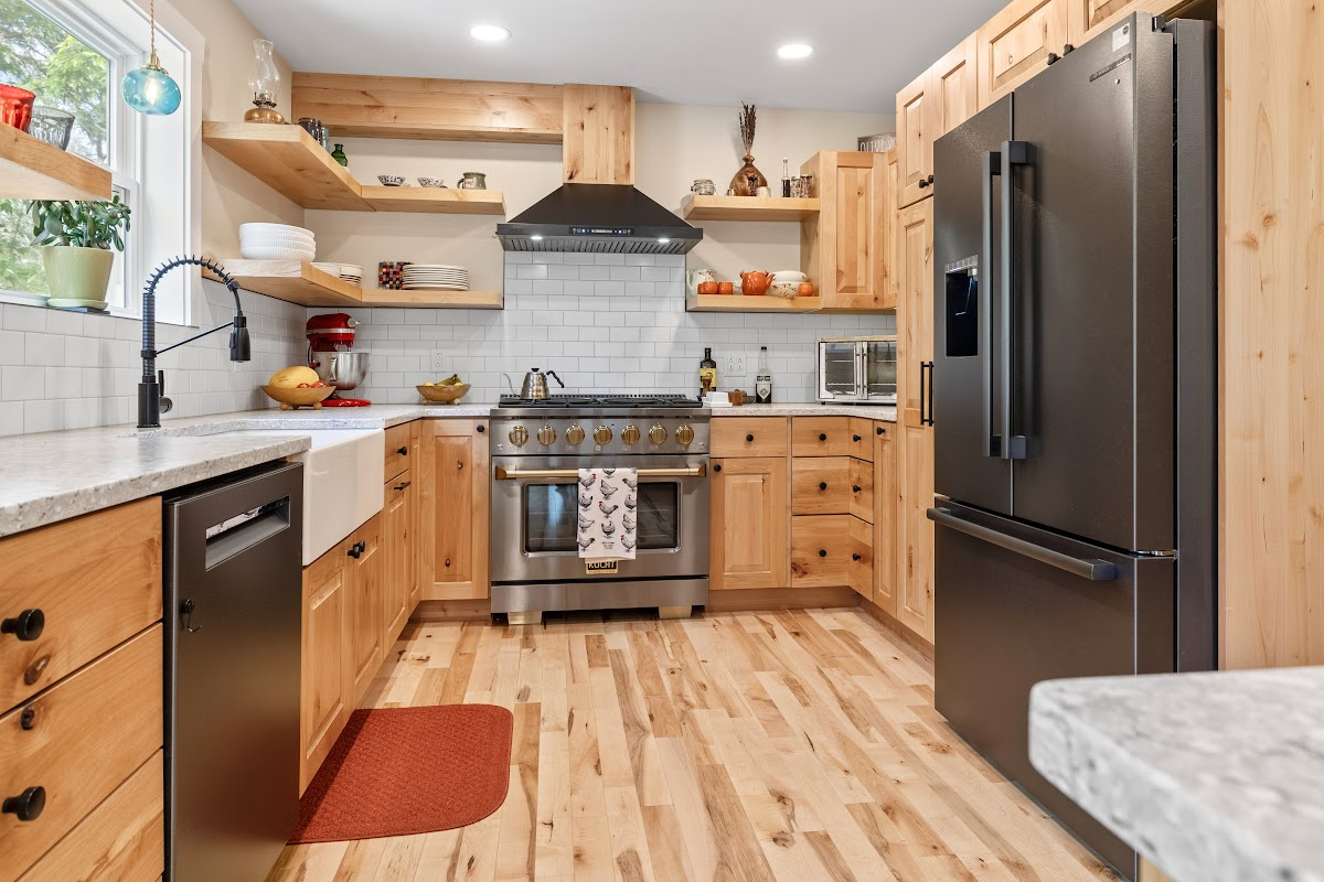 Rustic Alder Natural kitchen
