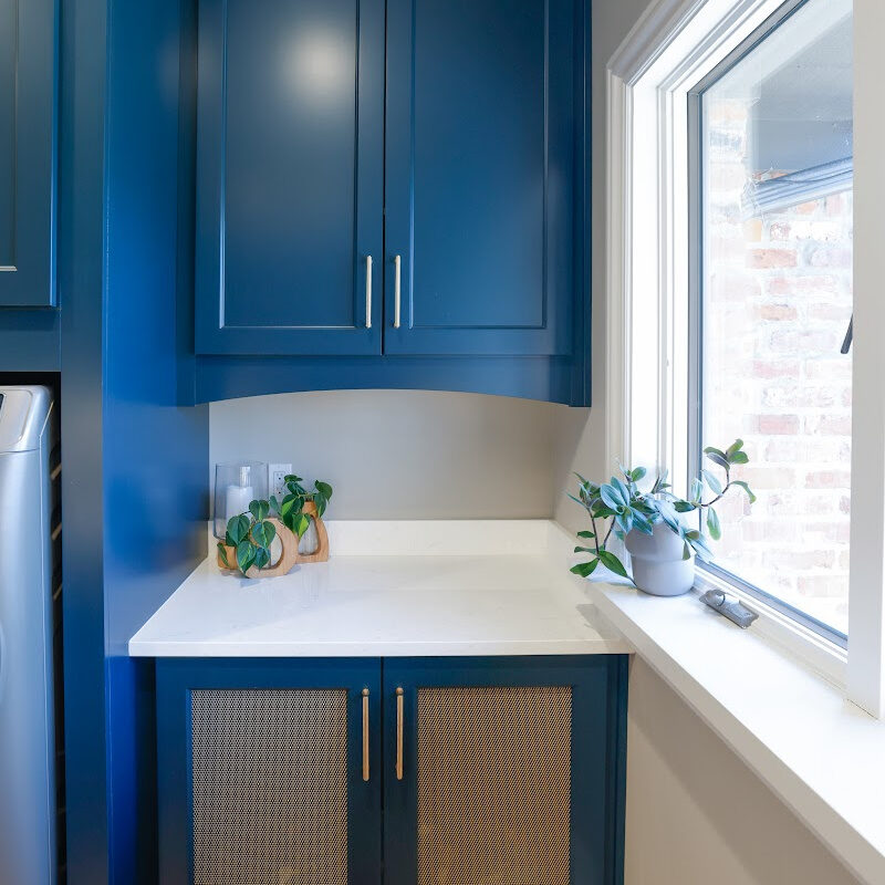 Blue Laundry Room Cabinets - Showplace Cabinetry