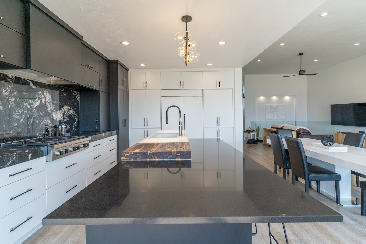 Modern black and white kitchen