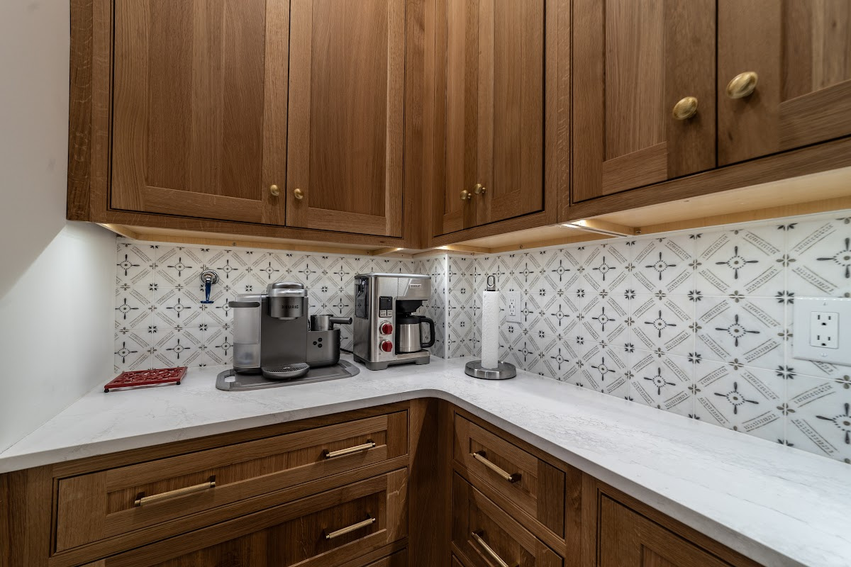 Quartersawn White Oak Natural pantry cabinets